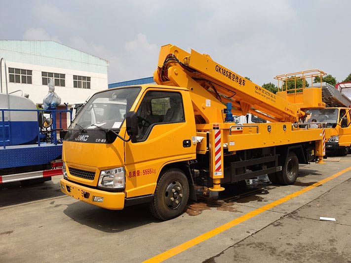 江鈴直臂18米高空作業(yè)車