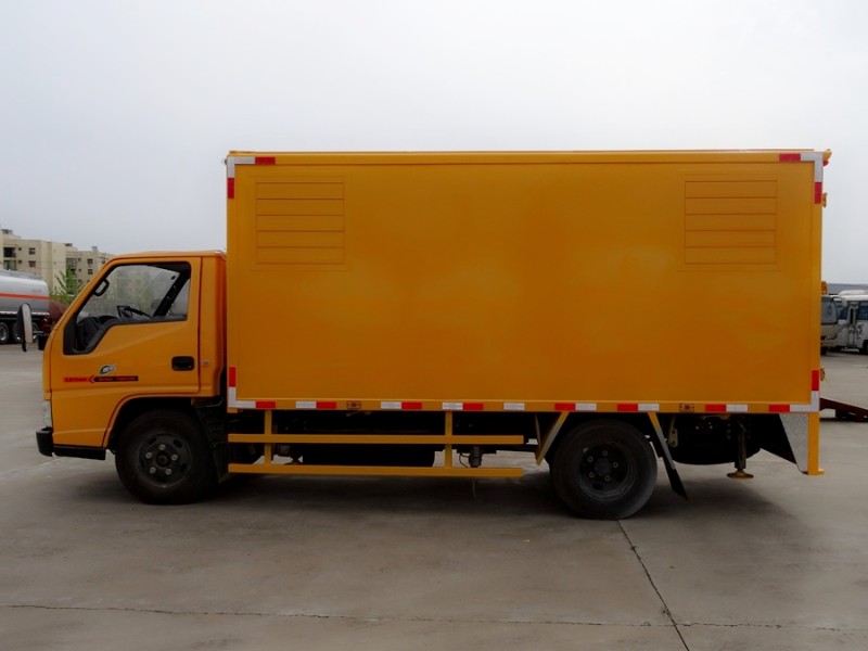 江鈴小型應(yīng)急發(fā)電車、電源車