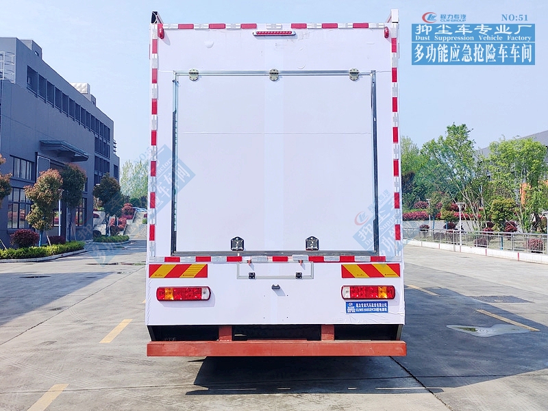 重汽T5G移動(dòng)應(yīng)急電源車100-500kW